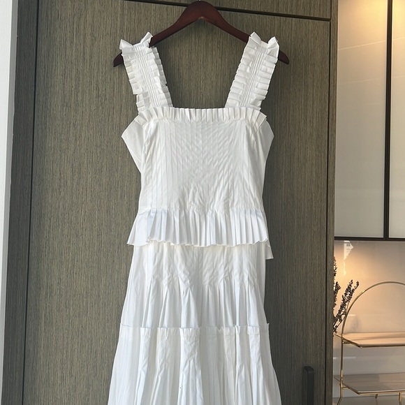 Oscar de la Renta Ivory Ruffled Maxi Dress - Picture 2 of 8